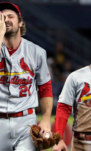 Cardinals can't hold late lead, fall 9-4 to Pirates in series opener
